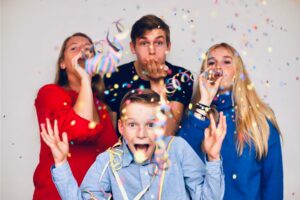 Photogrpaher party